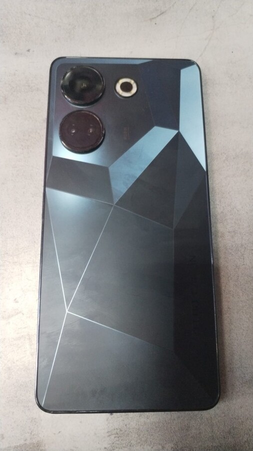 Мобильный телефон Tecno COMON 20 PRO