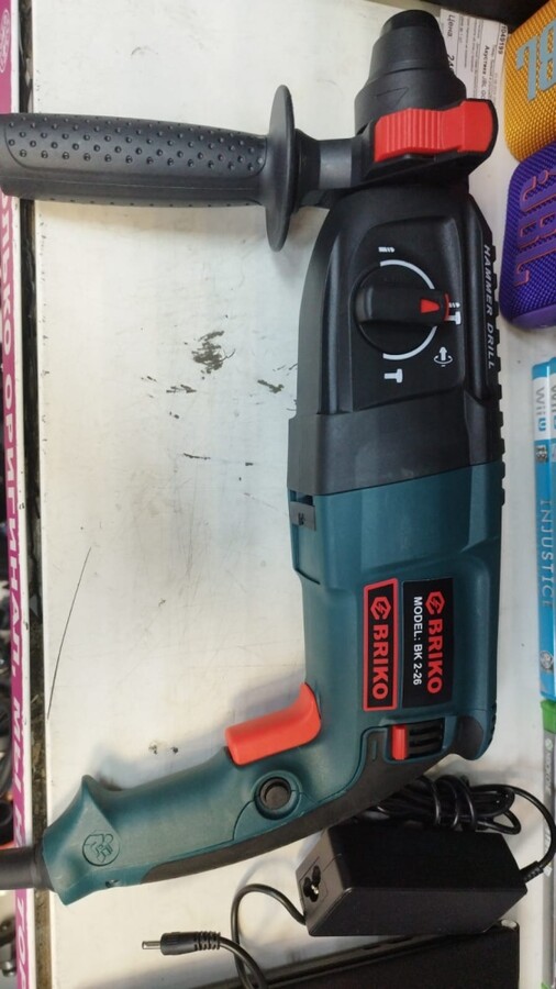 Перфоратор Briko