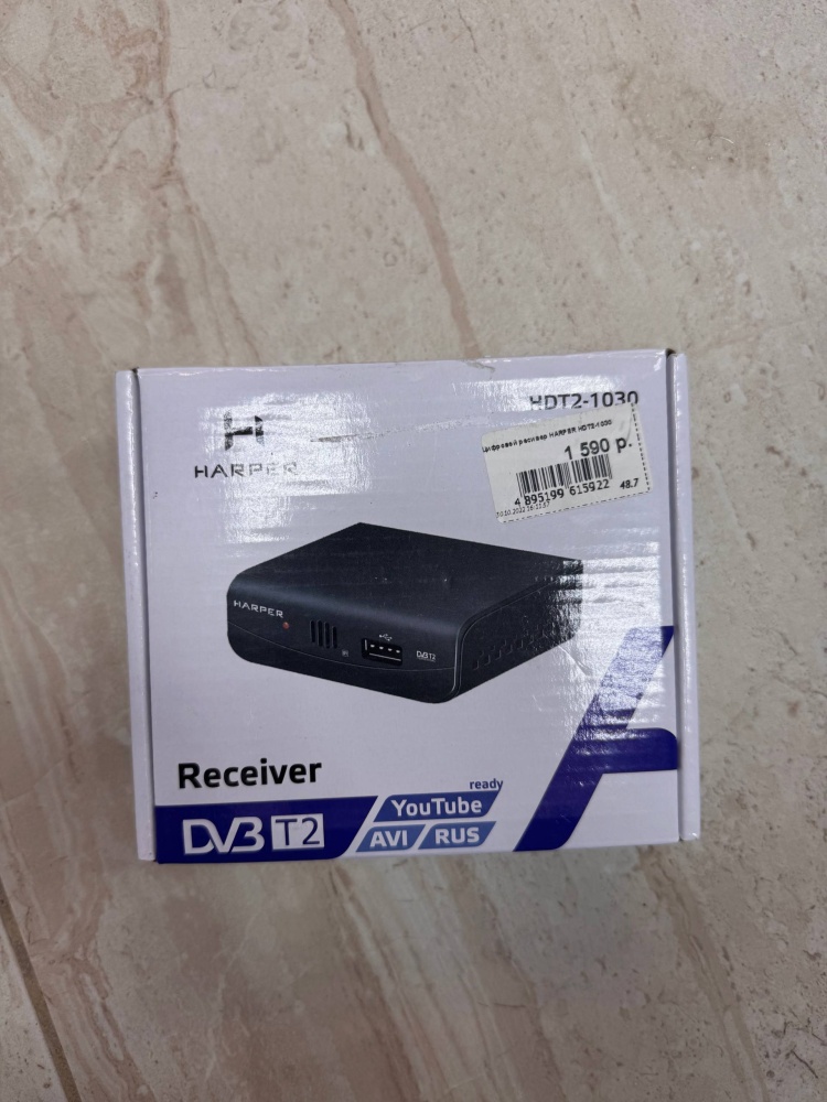 /Цифровая ТВ-приставка Harper HDT2-5050 дисплей