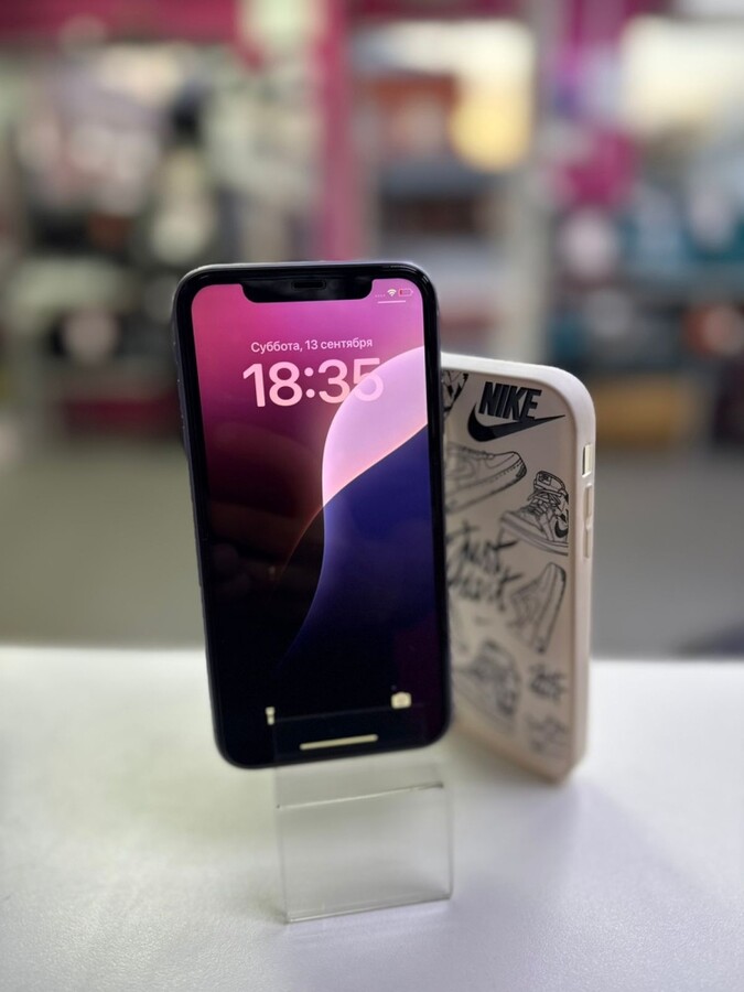 Смартфон iPhone 11 128 Gb