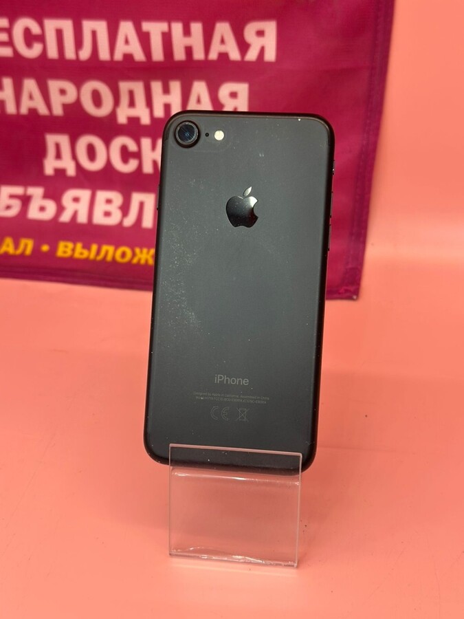 Смартфон iPhone 7 32Gb