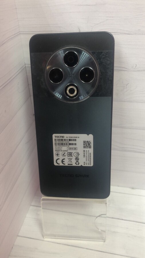 Мобильный телефон Tecno spark 30 8/128
