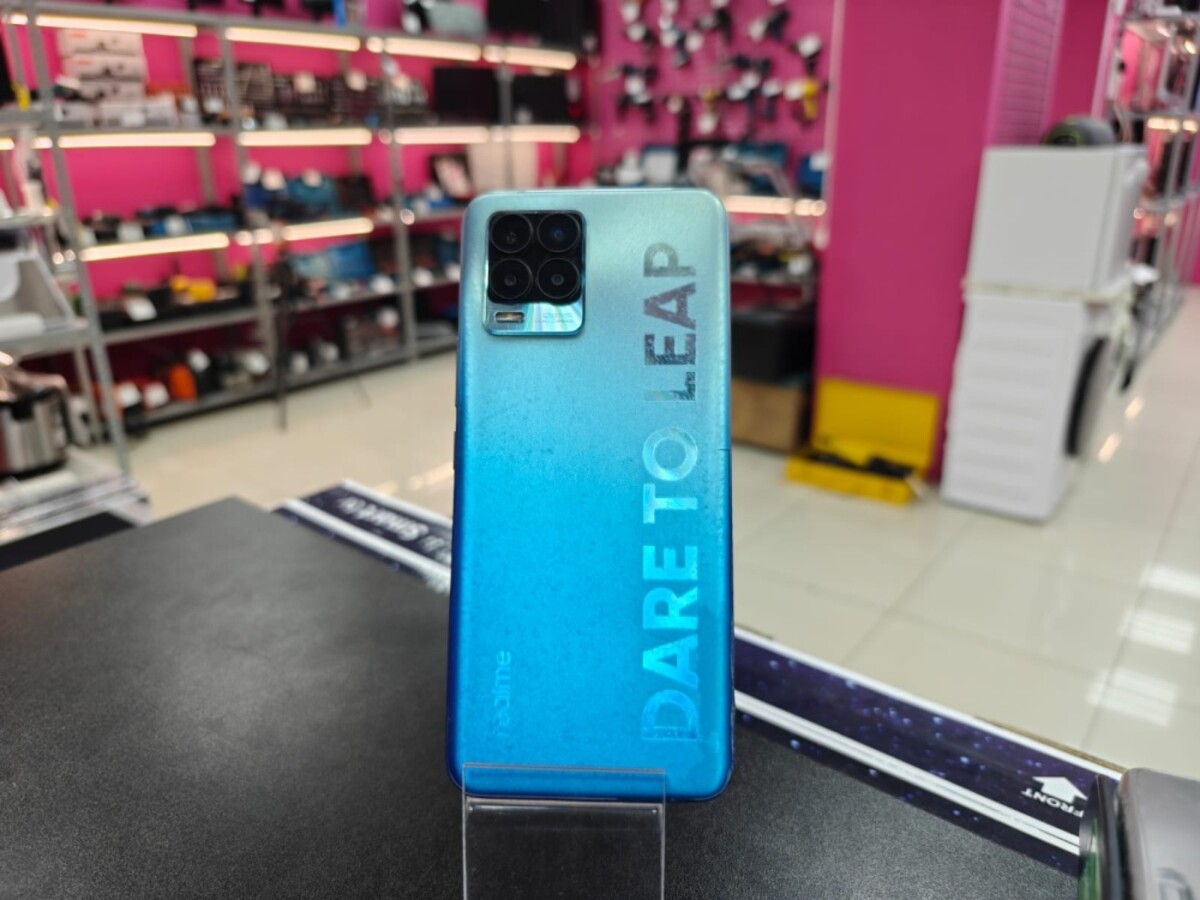 Смартфон Realme 8 PRO 6/128
