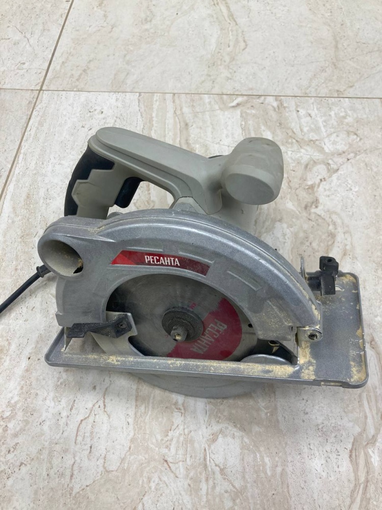 Циркулярная пила Ресанта дп-165/1300