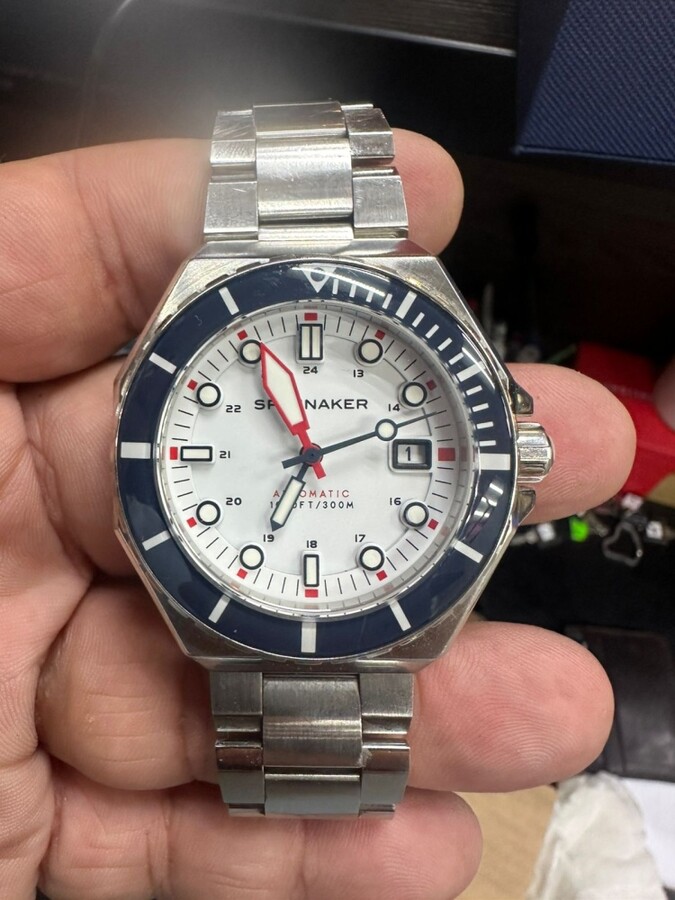 Часы Spinnaker