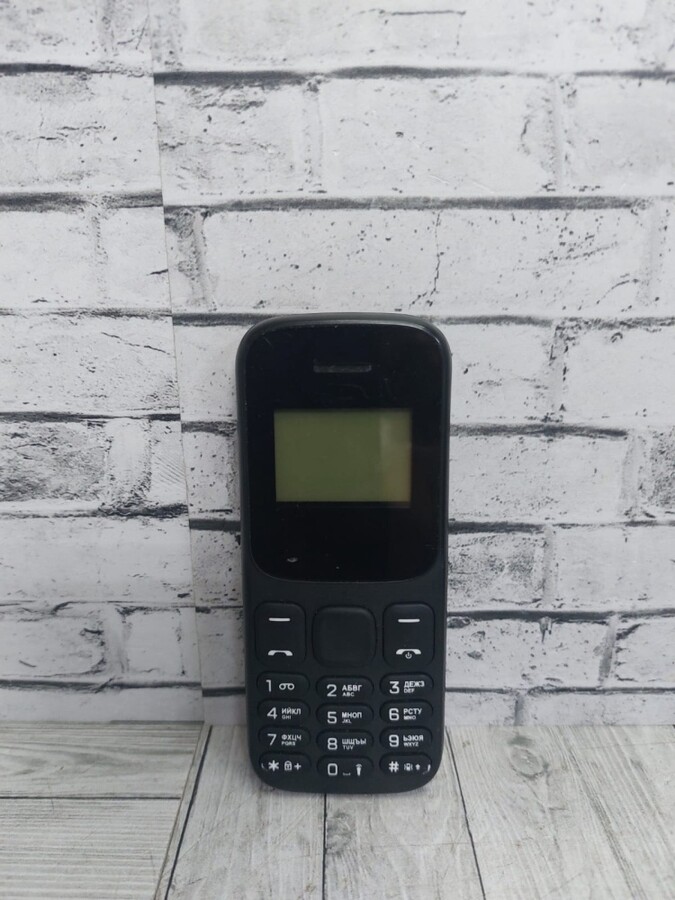 Мобильный телефон Vertex