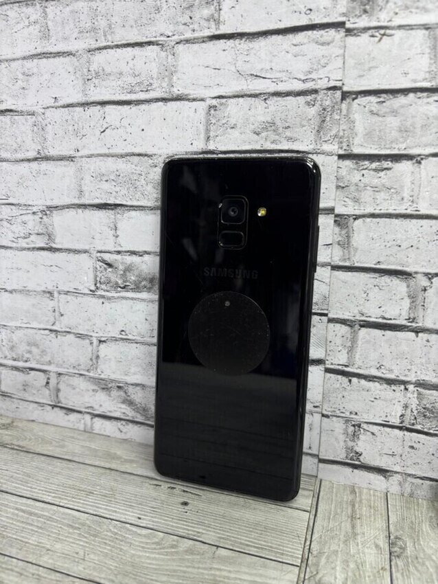 Смартфон Samsung A8+ 2018