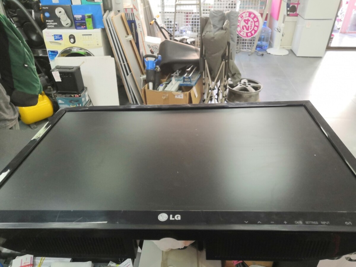 Телевизор LG M2382D