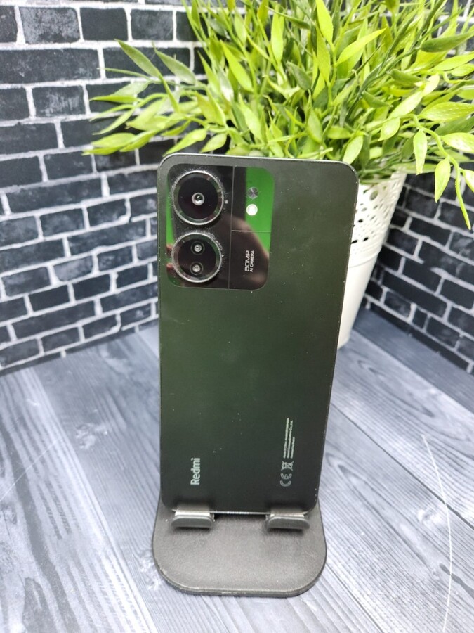 Смартфон Xiaomi Redmi 13C 8-256