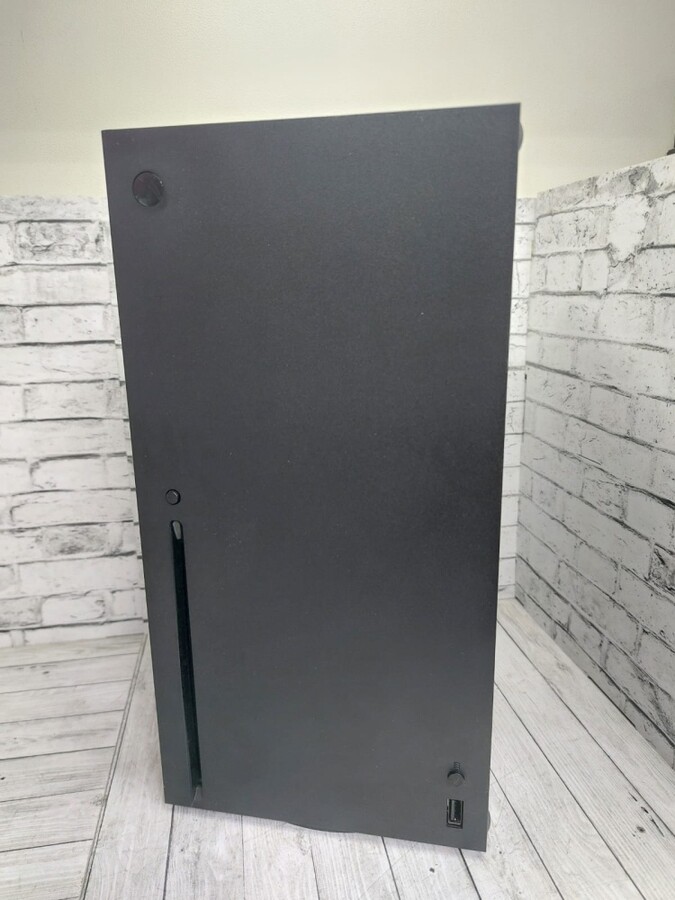 Игровая приставка XBOX Series X 1tb