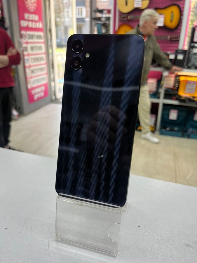 Смартфон Samsung A05 4/64