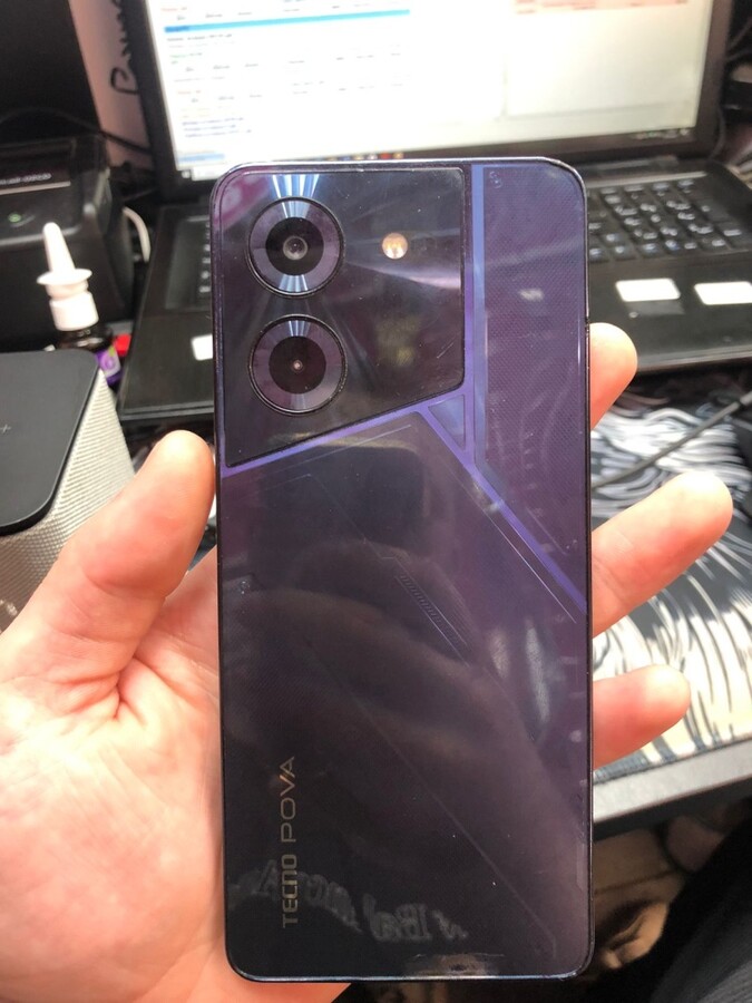 Мобильный телефон Tecno pova 5 8/256