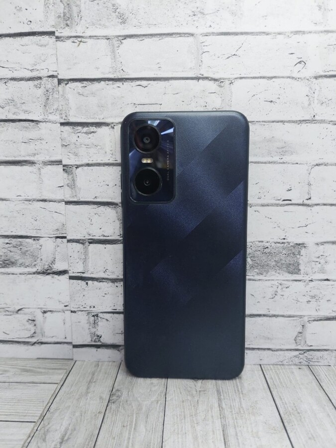 Мобильный телефон Tecno рор6 2/32