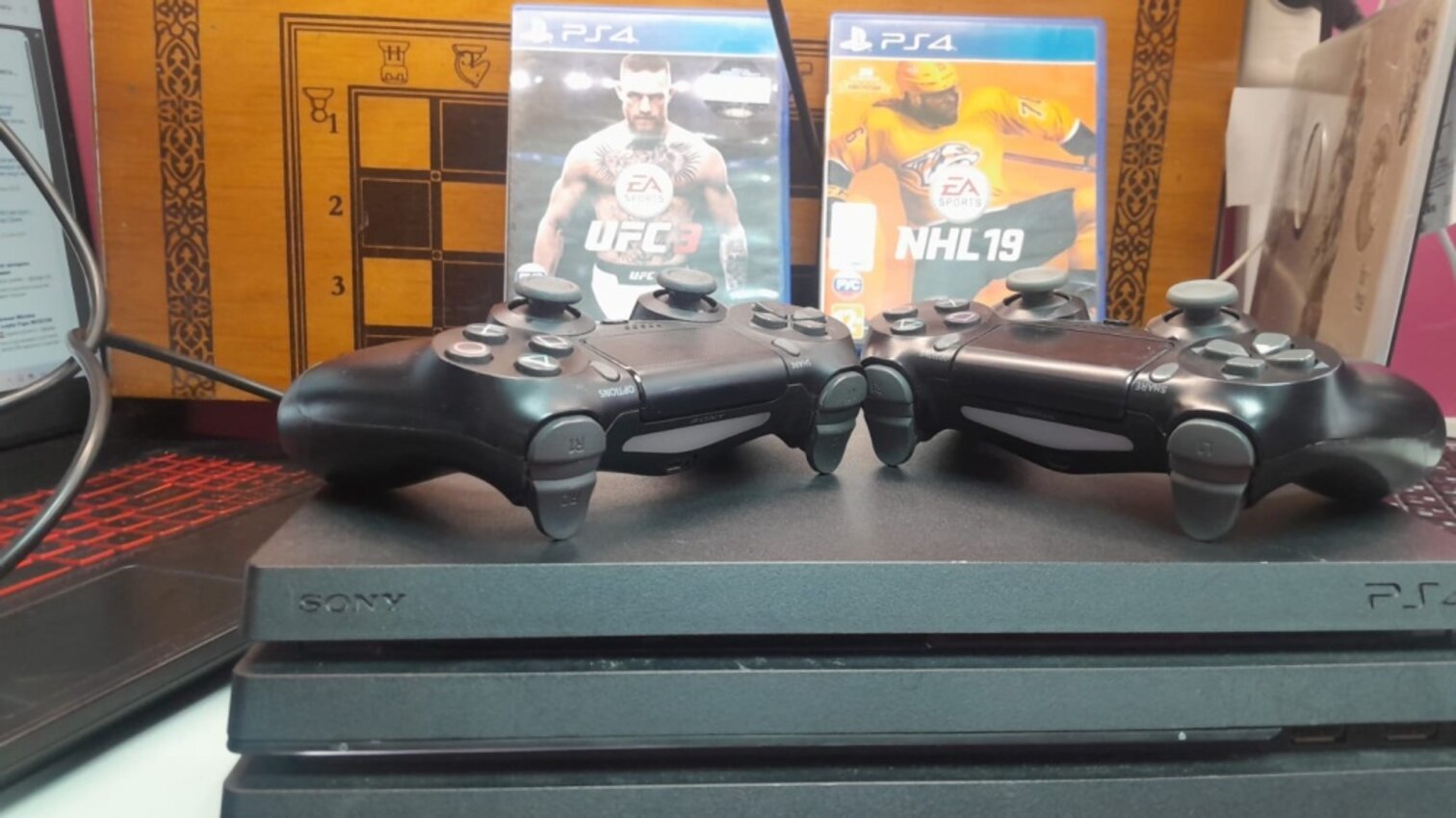 Игровая приставка Sony PlayStation 4 PRO