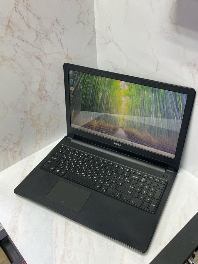 Ноутбук Dell Inspirion 15 i5