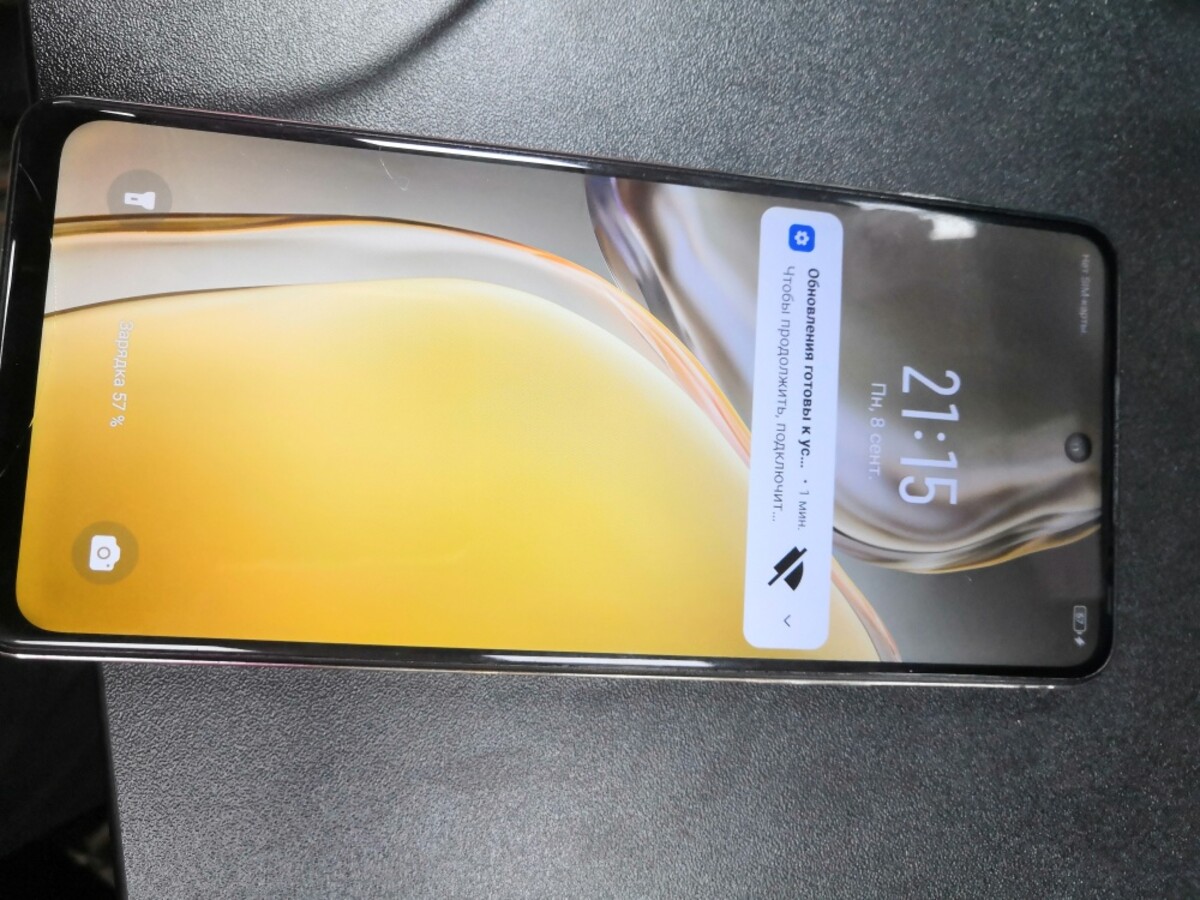 Мобильный телефон Infinix HOT 40 8/256