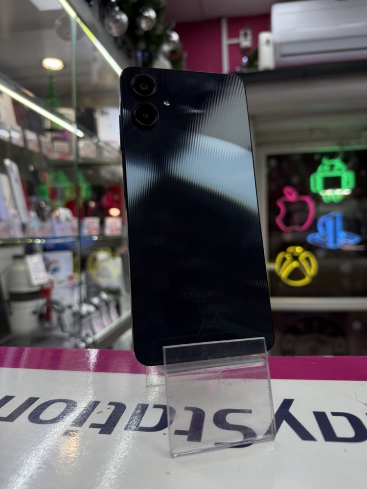 Смартфон Samsung A06 4/64gb