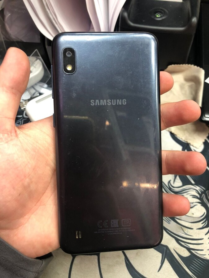 Смартфон Samsung A10 2/32