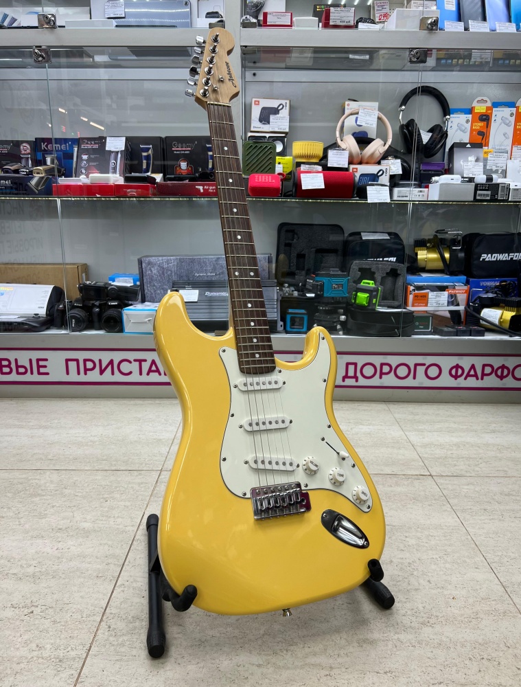 Электрогитара Ashtone Stratocaster