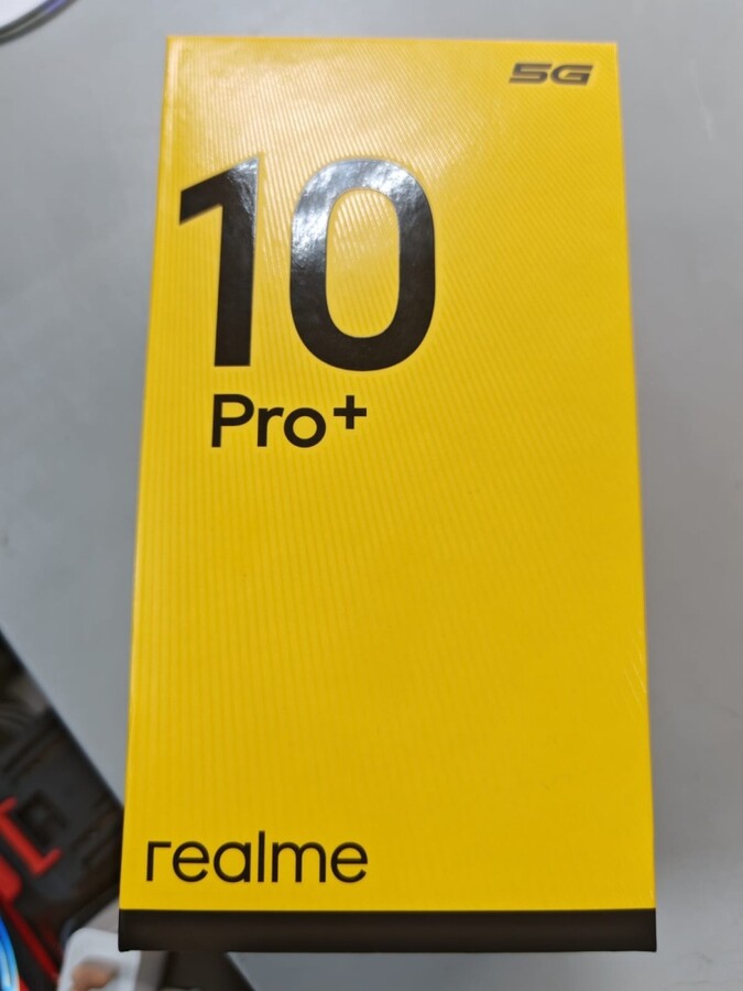 Смартфон Realme 10 PRO+