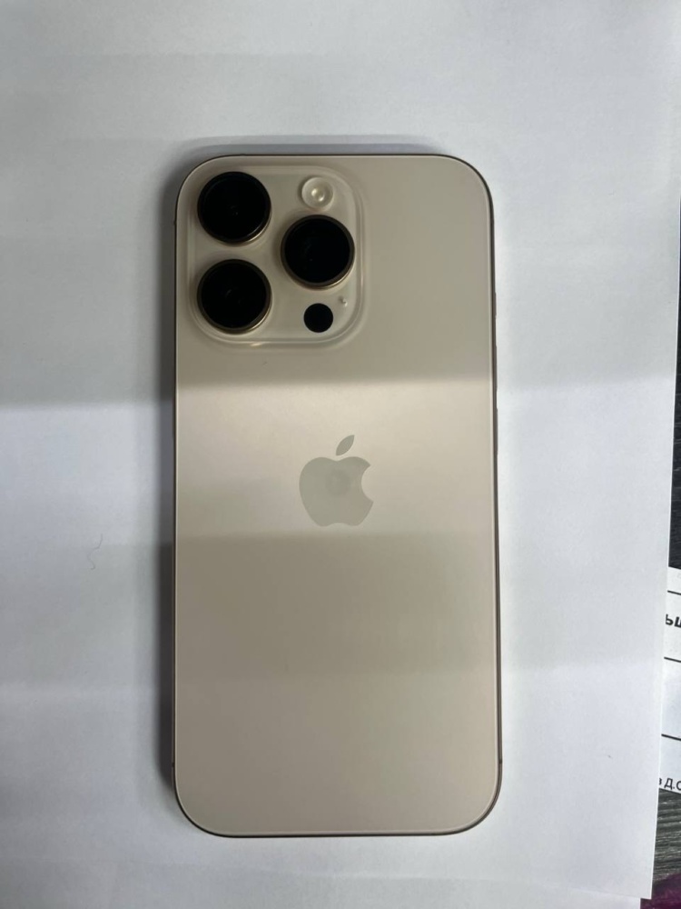 Смартфон iPhone 16 PRO 256GB