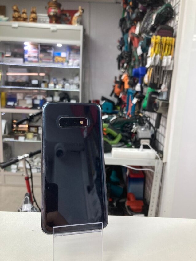 Смартфон Samsung S10E 128