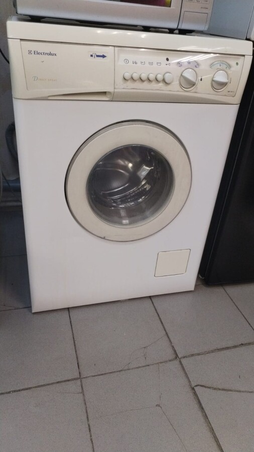 Стиральная машина Elektrolux
