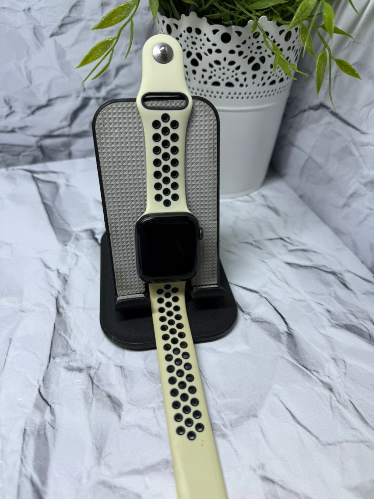 Часы Apple watch se
