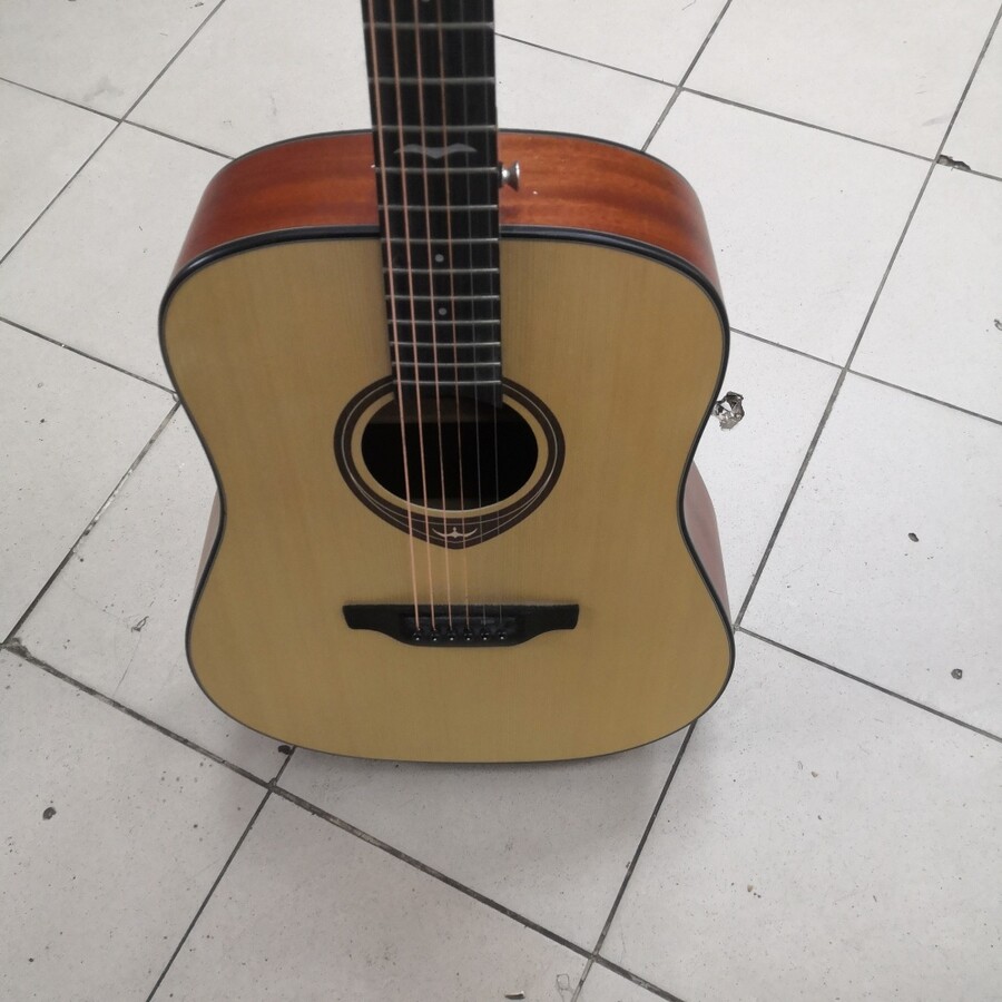 Гитара flight d 435