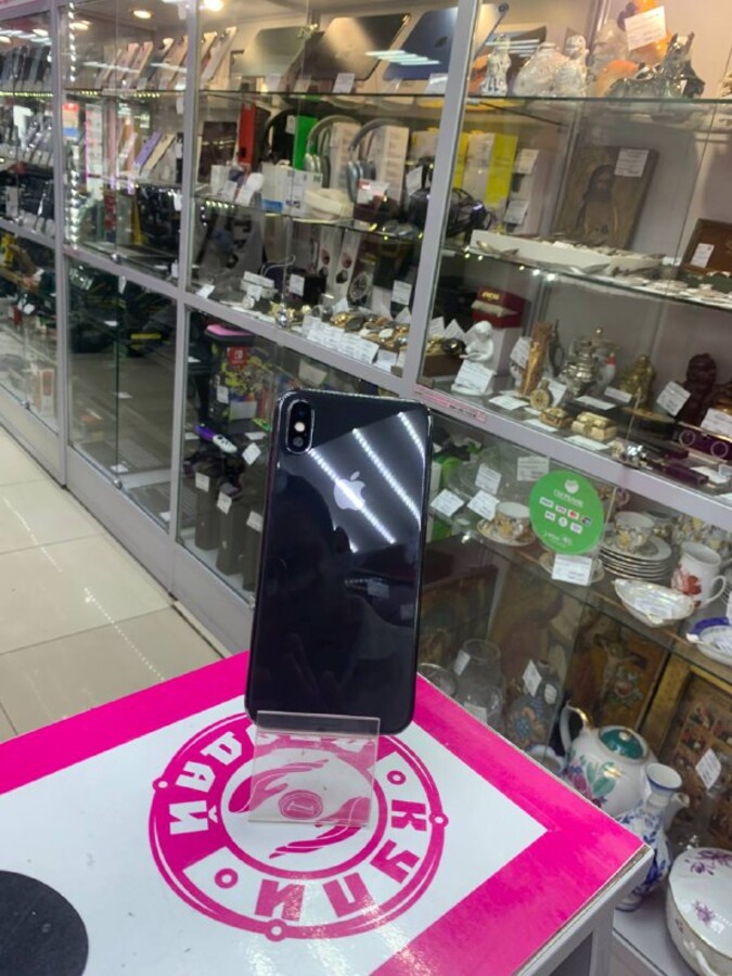 Смартфон iPhone X 64Gb