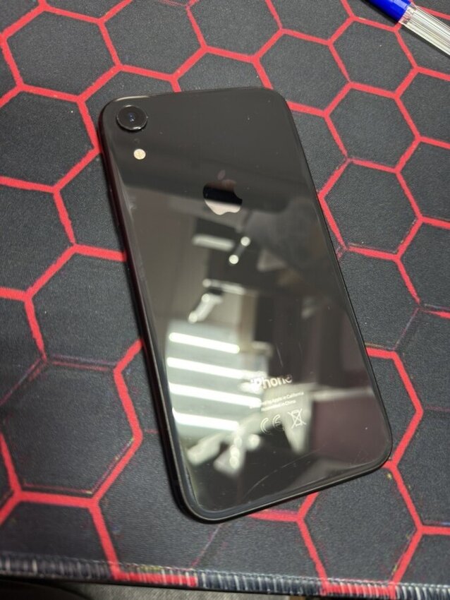 Смартфон iPhone XR 64 Gb