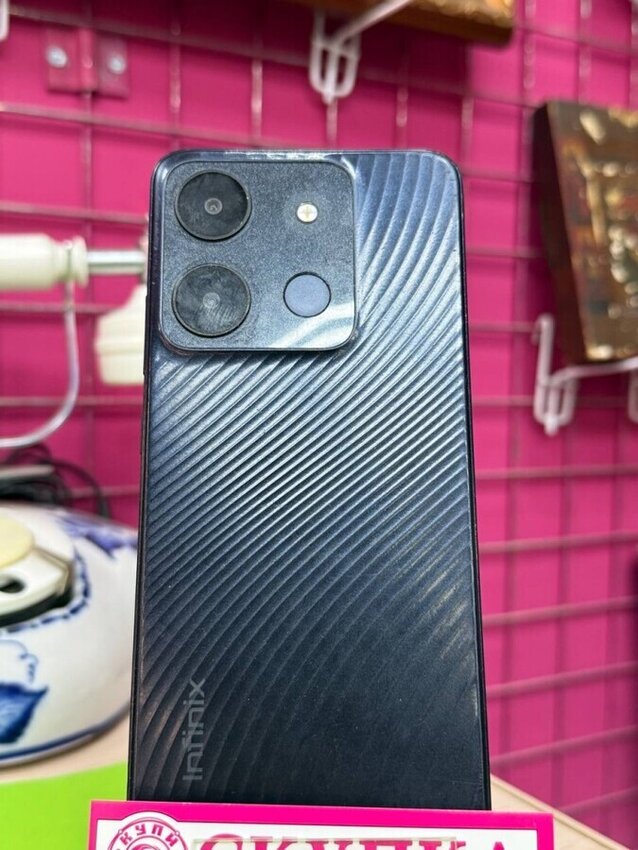 Мобильный телефон Infinix smart 7 3/64