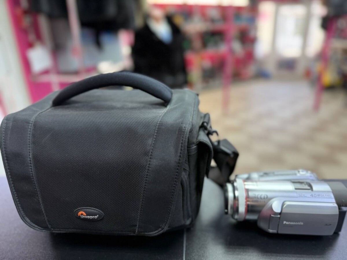 Видеокамера Panasonic NV-GS500