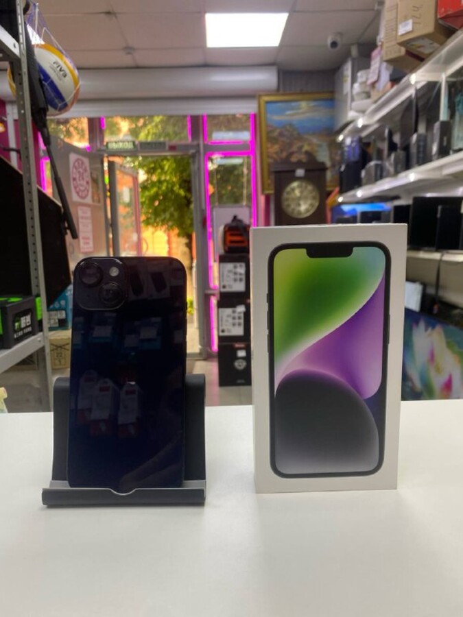 Смартфон iPhone 14 256gb