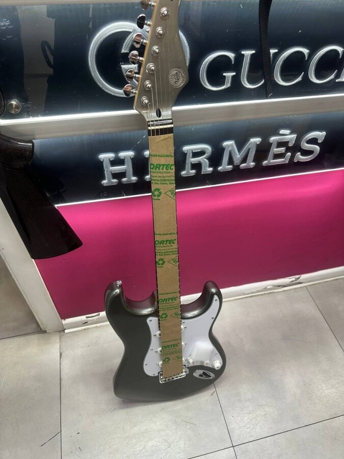 Электрогитара Gopher wood S-clasiic серая