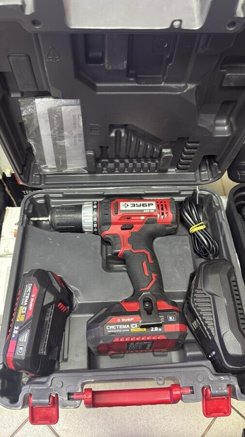 Шуруповерт ЗУБР ДШЛ-185