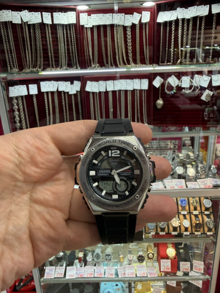 Часы G-shock MWQ-100