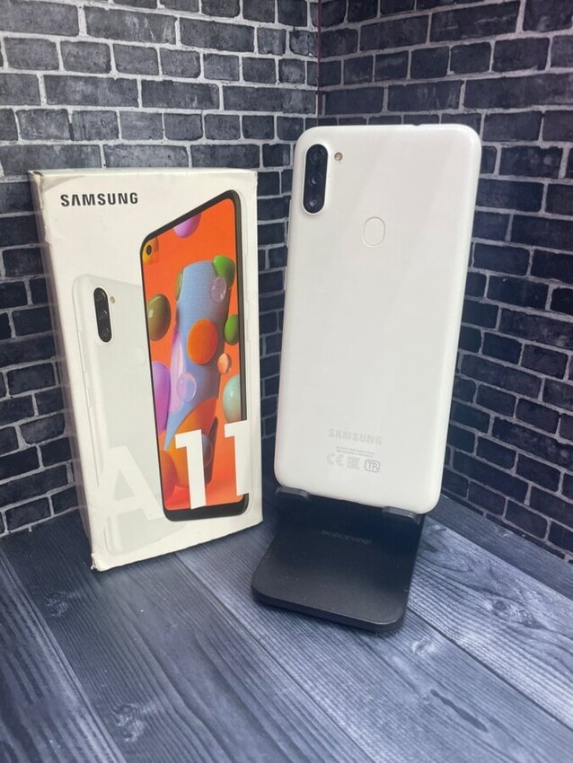 Смартфон Samsung A11 3/32 gb