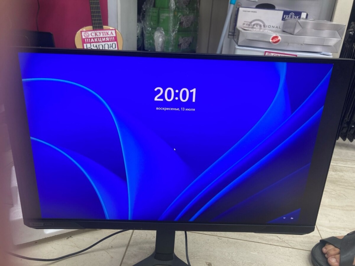 Монитор Samsung 27