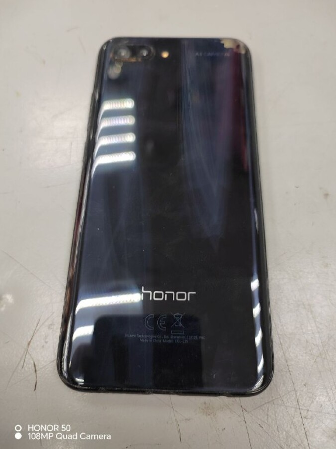 Смартфон Honor 10