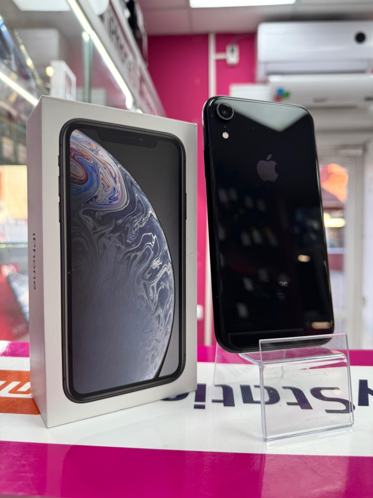 Смартфон iPhone XR 64 Gb