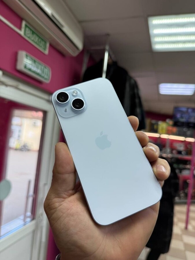 Смартфон iPhone 15 128Gb