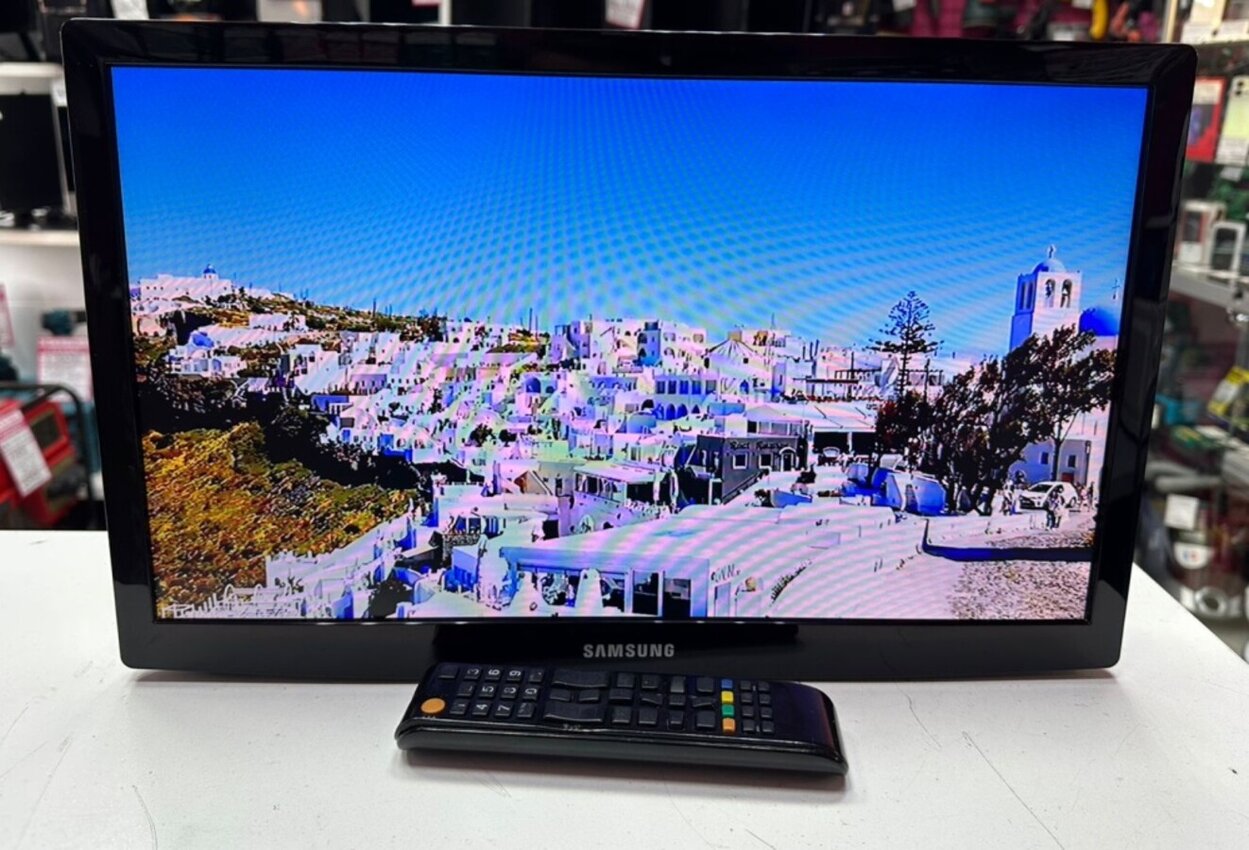 Телевизор Samsung UE19ES4000W