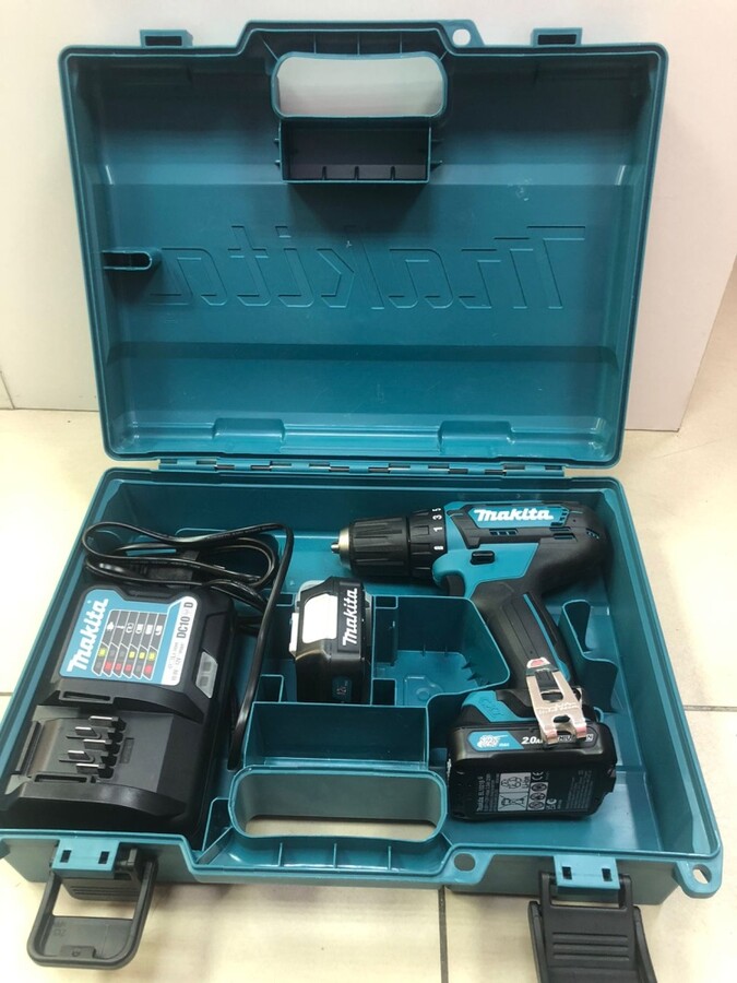 Шуруповерт makita