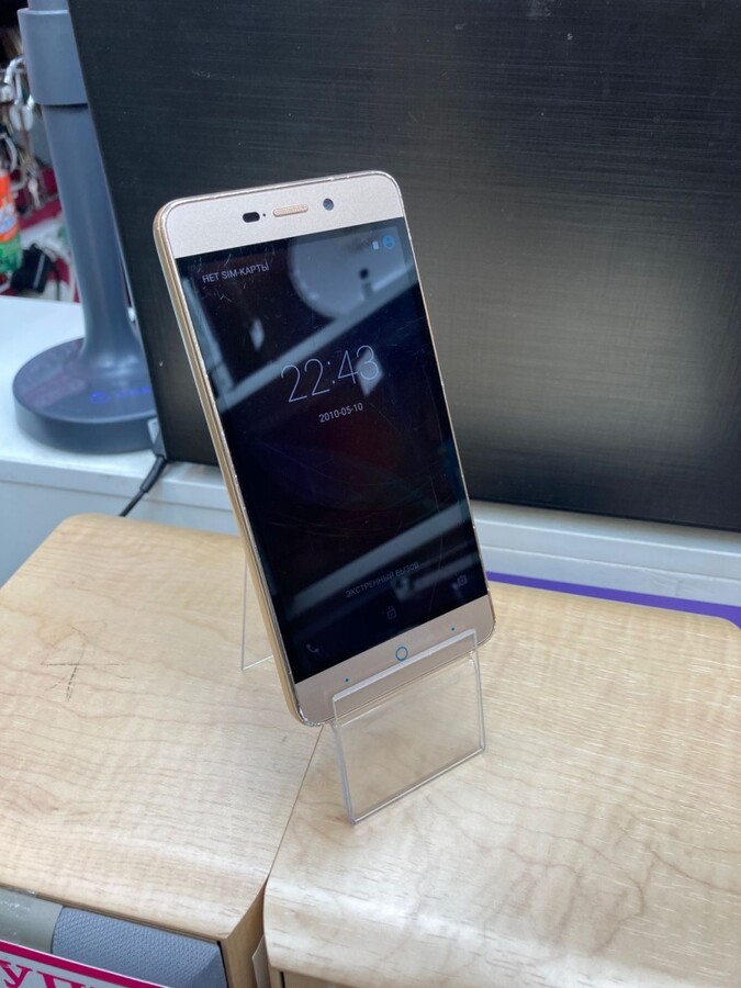 Мобильный телефон ZTE Blade X 3