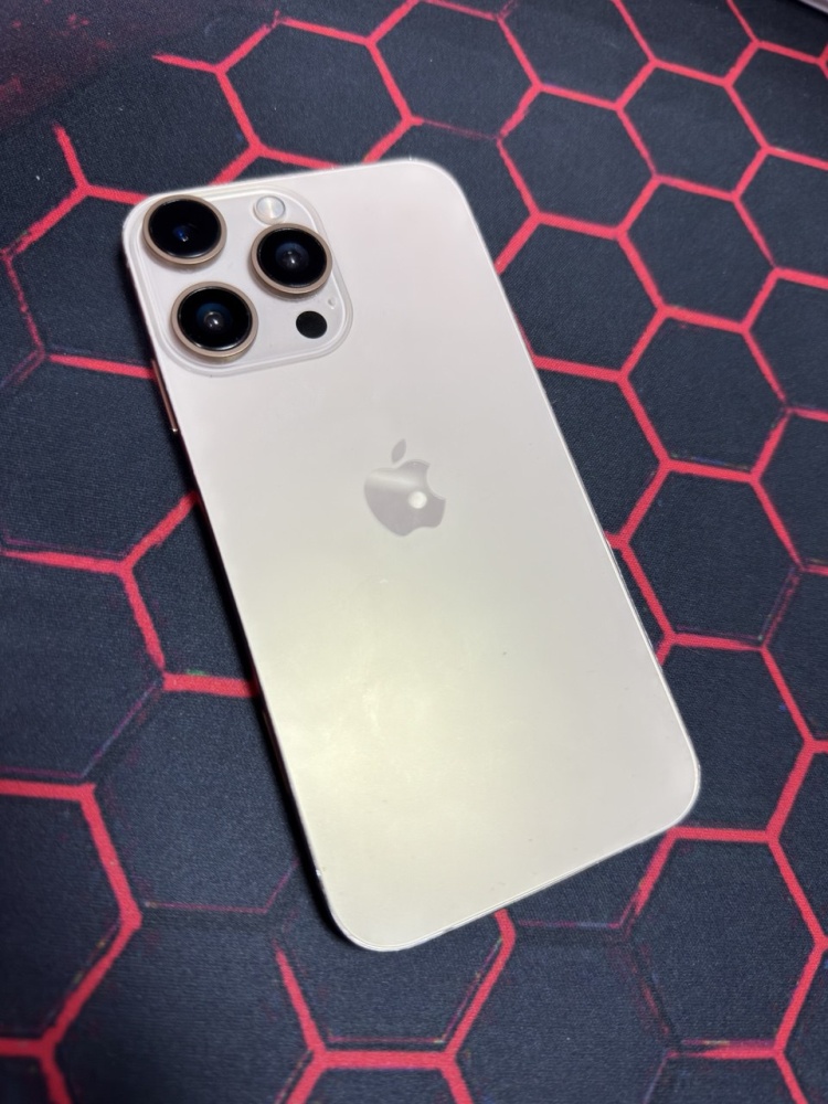 Смартфон iPhone XR 128 Gb в корпусе 15 Pro